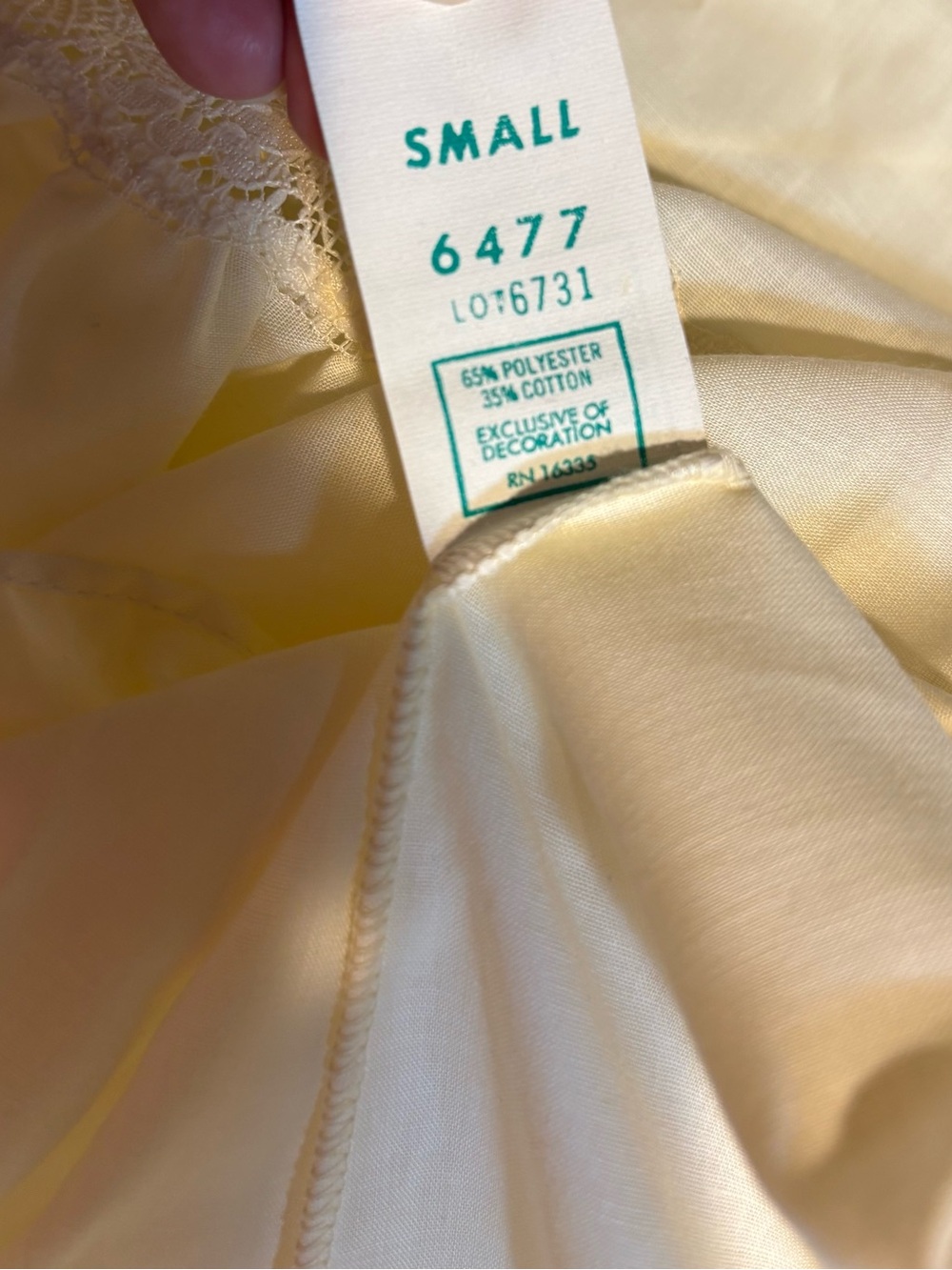 vintage Pinehurst Lingerie prairie-style sleepwear gown light yellow small - Picture 12 of 15